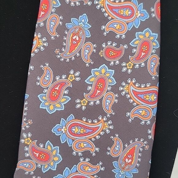 Shemoy Premium Silk Necktie 70s Vintage Gray with blue and red paisley tie - Picture 2 of 8
